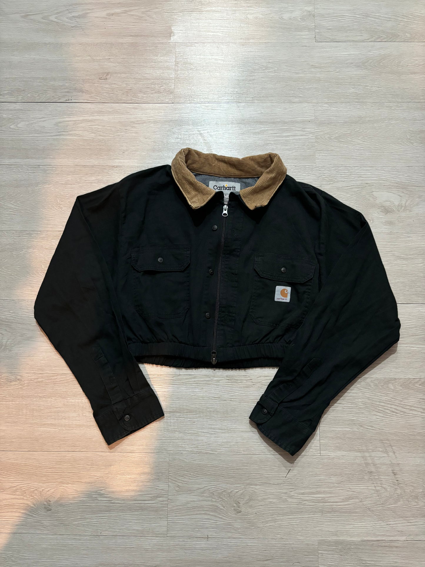 Carhartt Remake Crop Jacket (黑色 淺啡領)