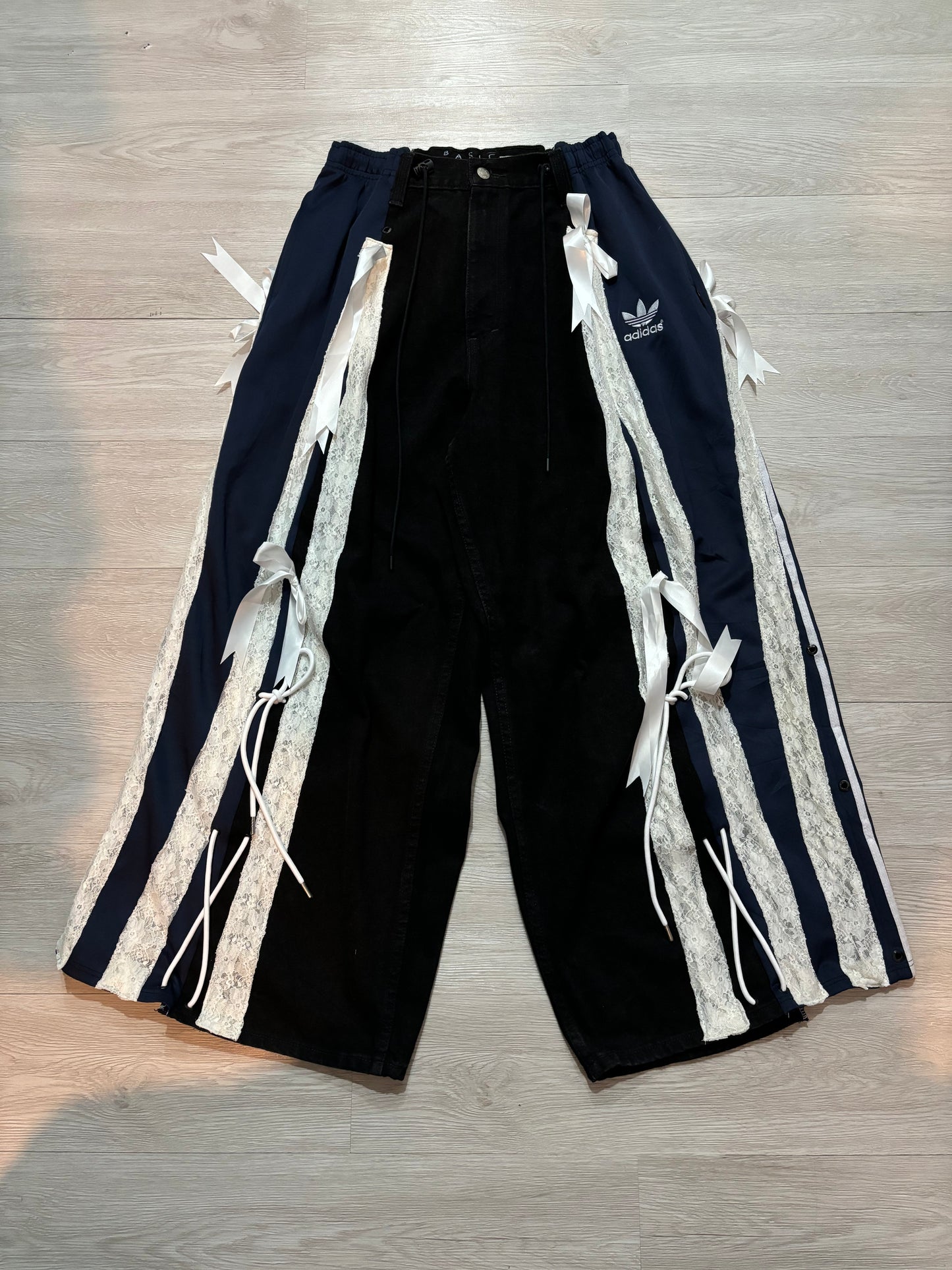 Adidas Remake Ribbon Pants (黑拼深藍)