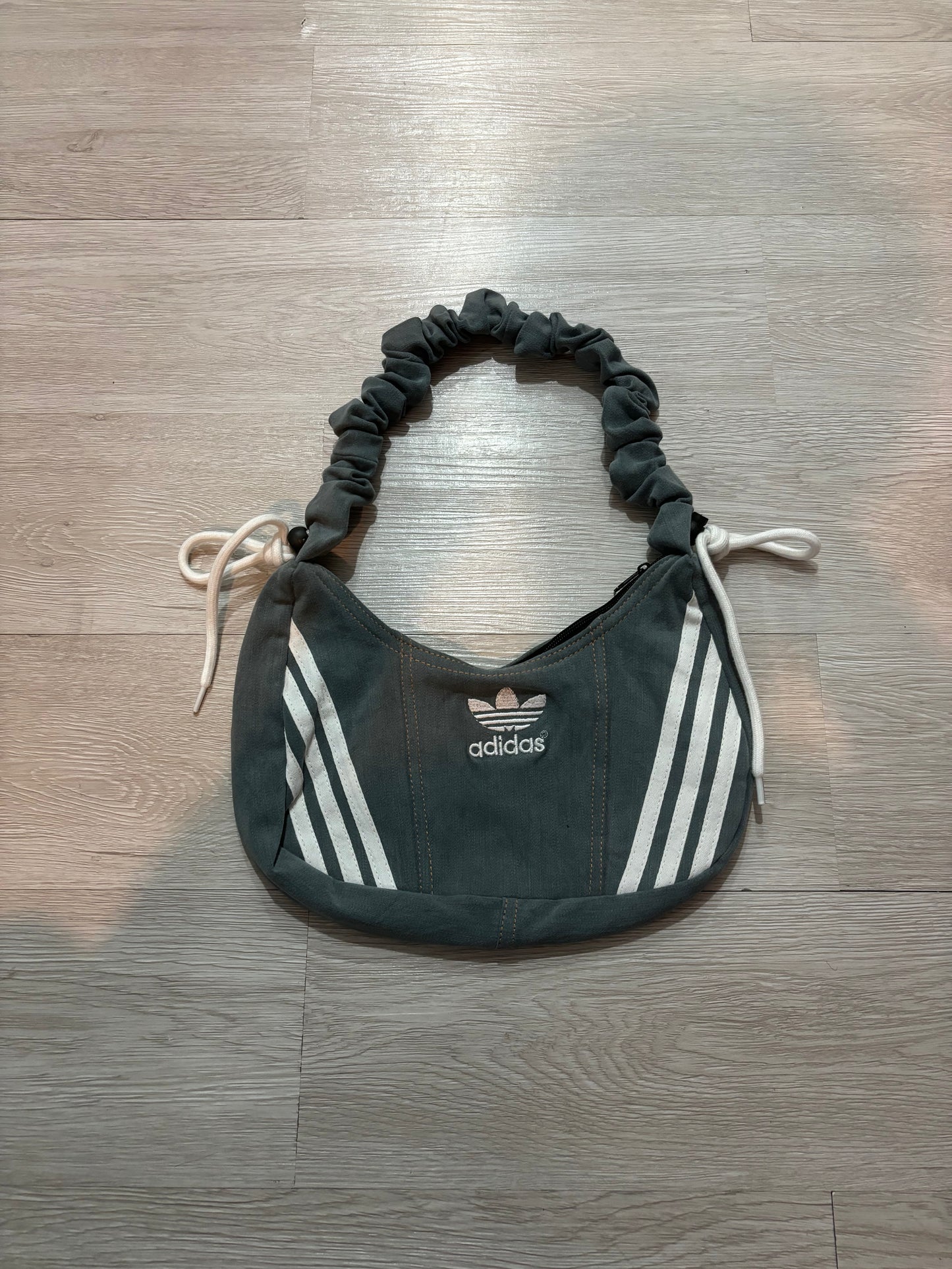 Adidas Remake Bag (湖水藍)